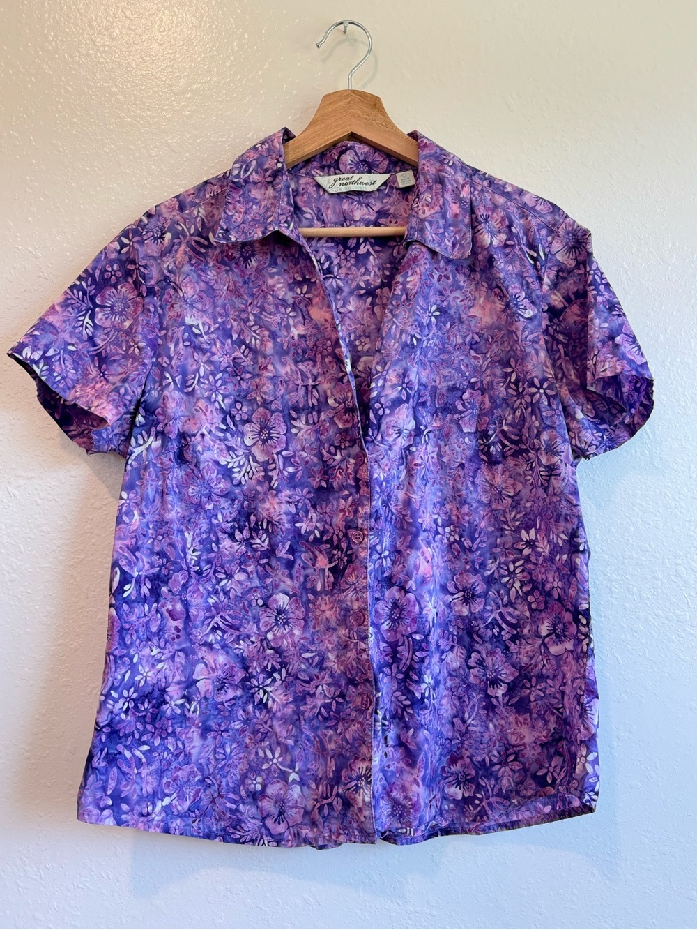 Great Northwest Clothing 100% Cotton Purple Floral Batik Button-Down Shirt